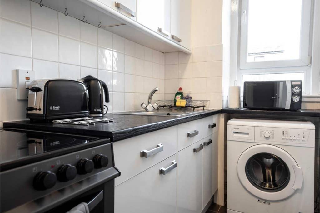 ☆Spacious Flat Close To University And City Centre Lejlighed Dundee Eksteriør billede